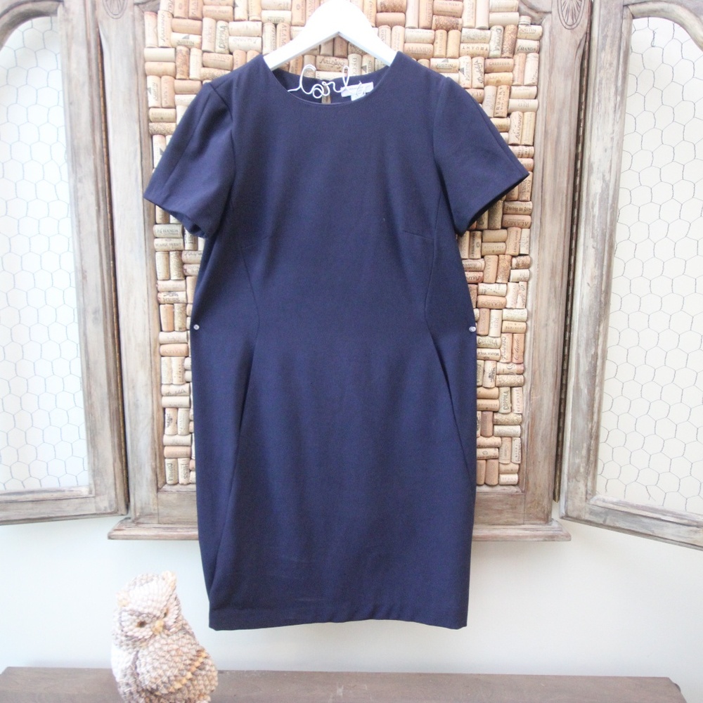 Cute blue work dress with pockets! sz4